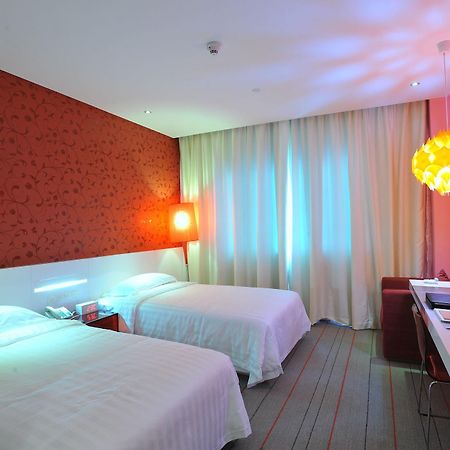 Otique Aqua Hotel Shenzhen Buitenkant foto