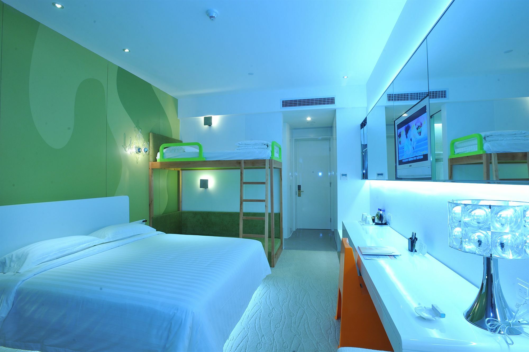 Otique Aqua Hotel Shenzhen Buitenkant foto